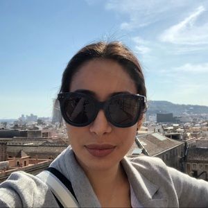 Meet your Posher, Aline